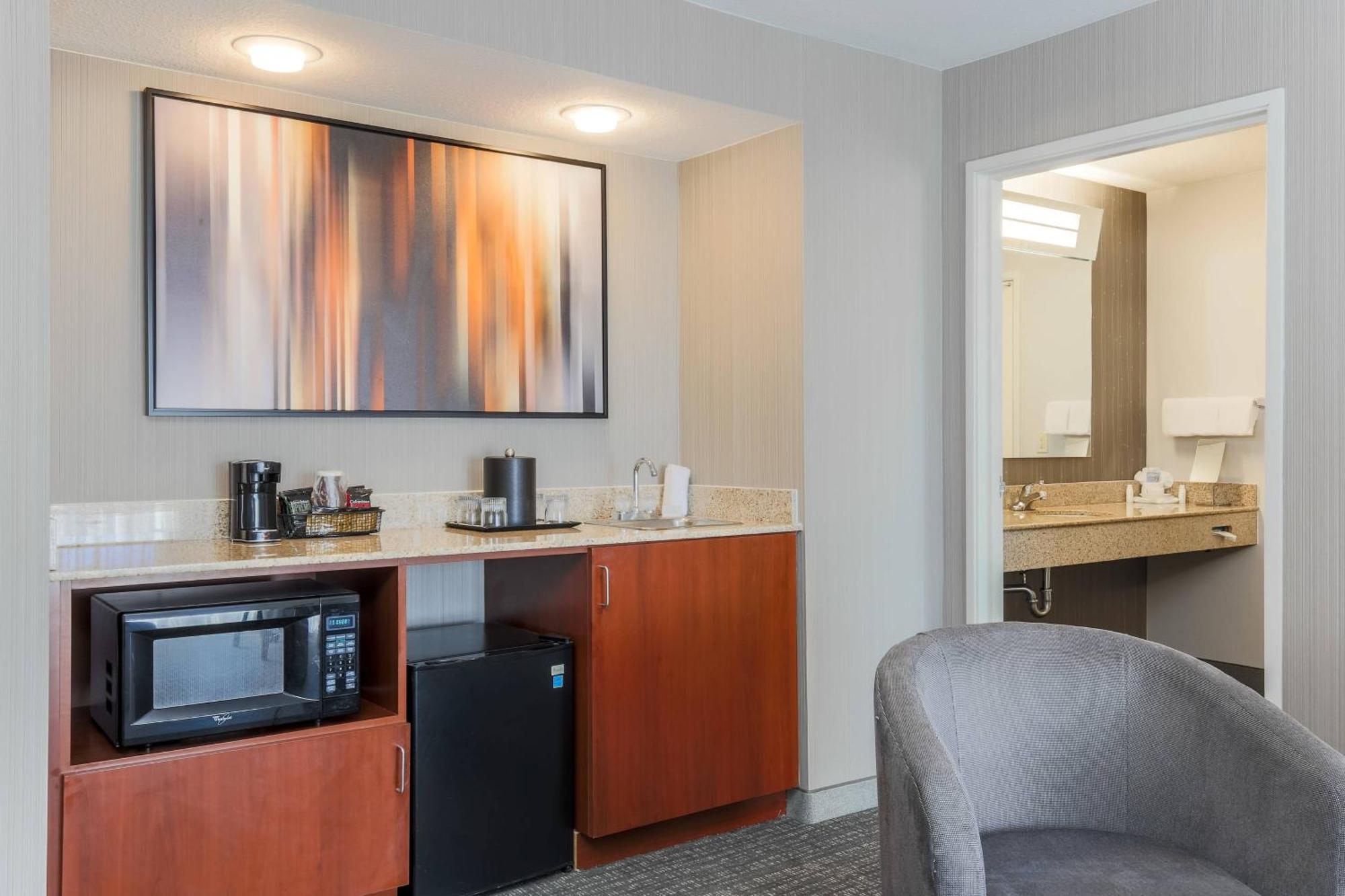 Courtyard By Marriott Roseville Galleria Mall/Creekside Ridge Drive Exterior foto